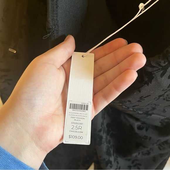 Chico's so slimming 360 Juliet flocked blooms ankle pants NWT - Picture 6 of 12